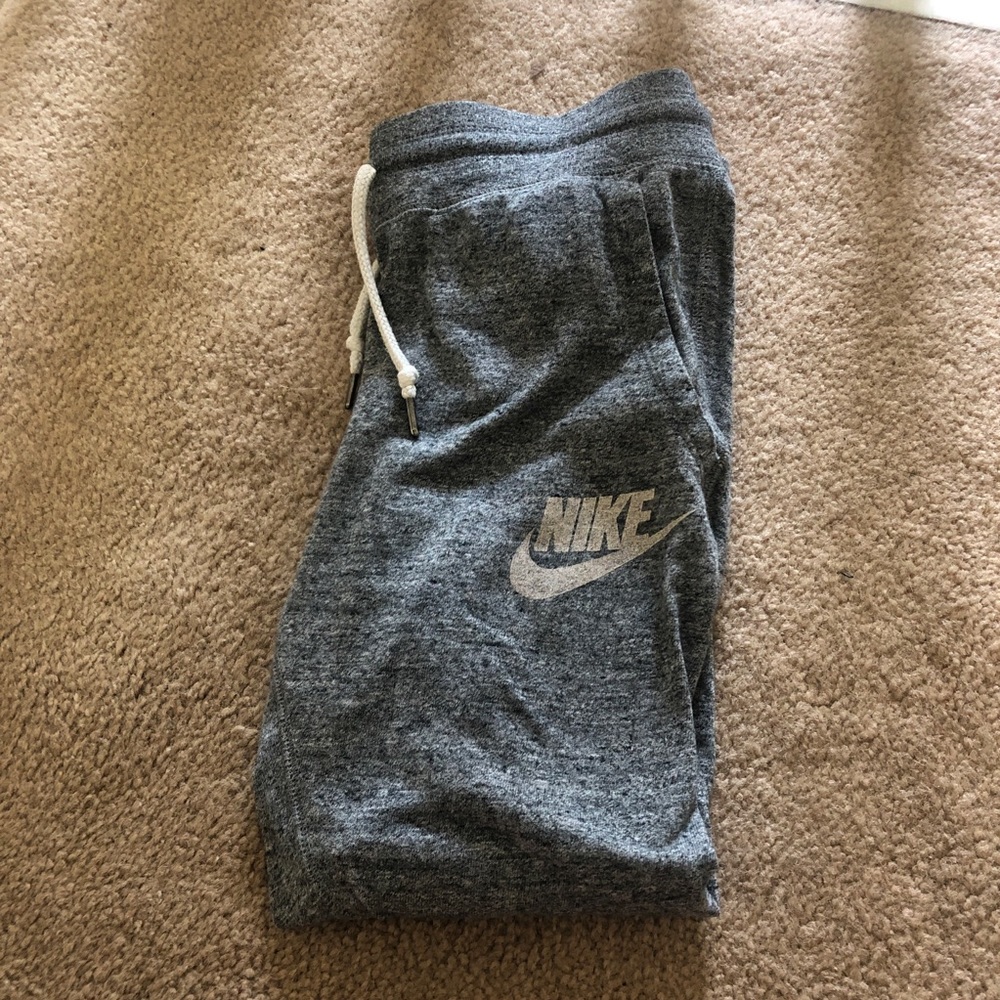 Nike Joggers Capris XS